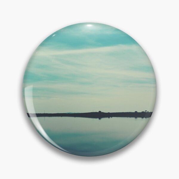 Artikelvorschau, Blaue Wasserreflexionslandschaft entworfen und verkauft von Schuva.