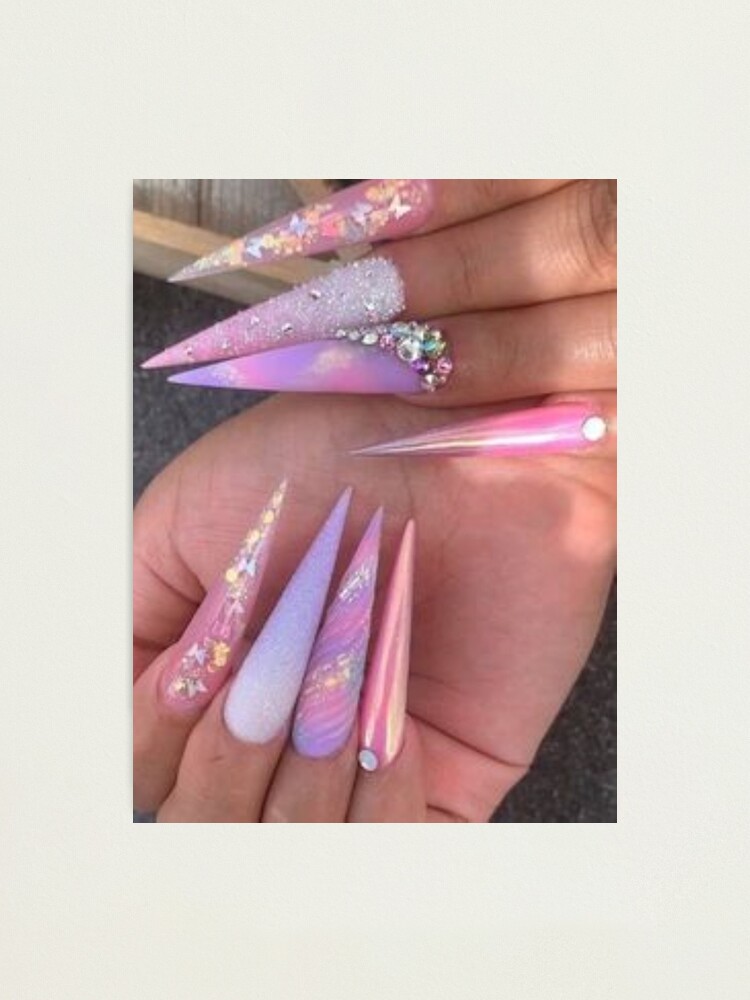 What are some good nail designs for short nails? - Quora