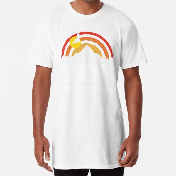 Vista previa del artículo con la obra «Camiseta retro vintage del Parque Nacional Zion», diseñado y vendido por Clavitaps.