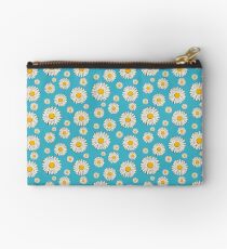Daisies Studio Pouch