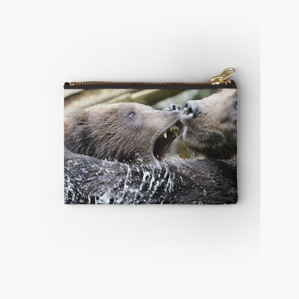 Item preview, Grizzlis fighting designed and sold by Yves Roumazeilles (Wild Focus).