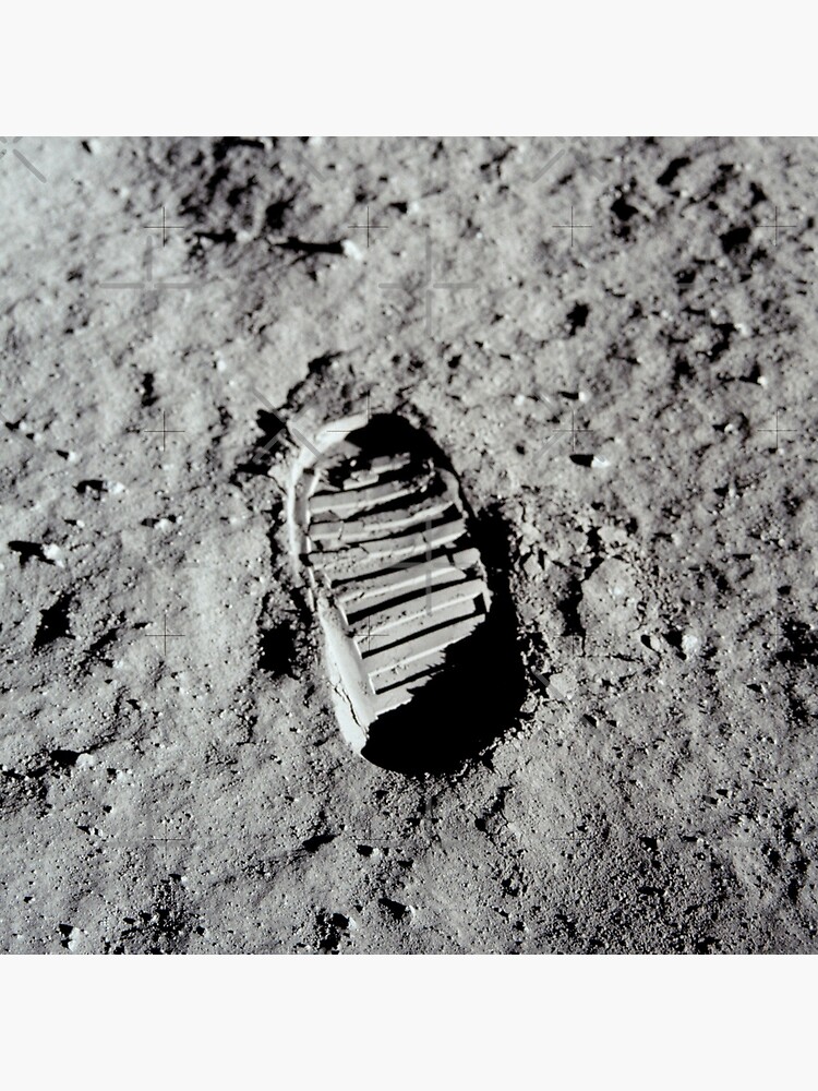 moon apollo 11 footprints