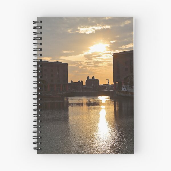 Artikelvorschau, Albert Dock Sonnenuntergang entworfen und verkauft von John Thurgood.