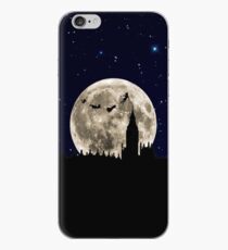 Over The Moon iPhone-Hülle & Cover