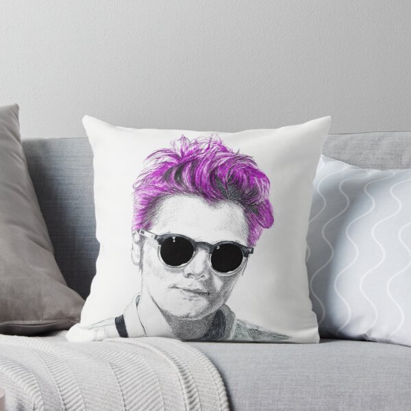 Artikelvorschau, Gerard Way Pink entworfen und verkauft von Camylee.