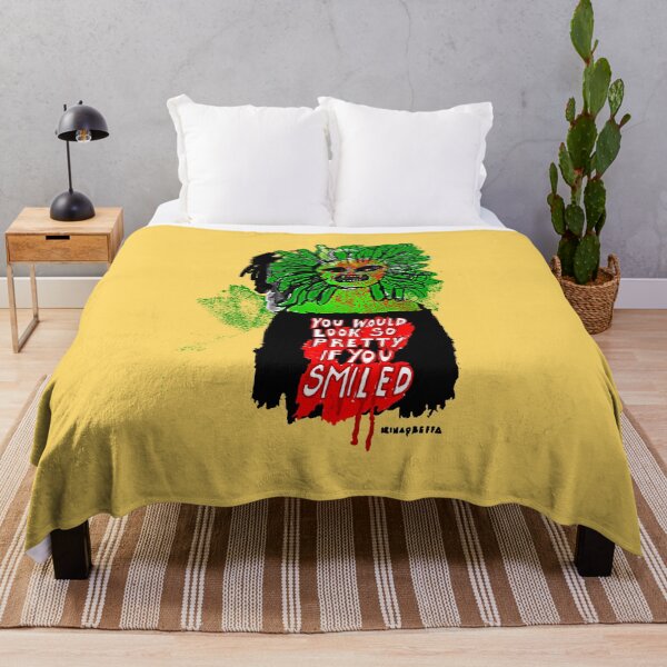 Artikelvorschau, Smile Medusa Smile FARBEN T-Shirt entworfen und verkauft von flamingo0012.