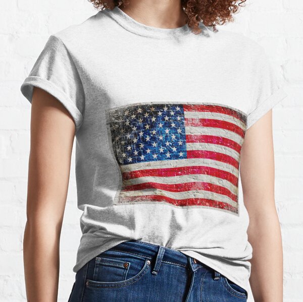 Distressed American Flag On Old Brick Wall - Horizontal Classic T-Shirt