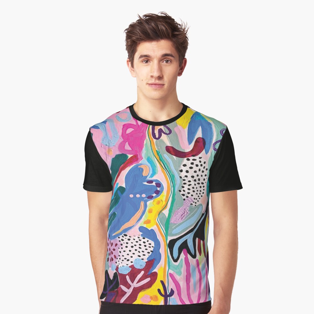 Aperçu de l'œuvre T-shirt graphique créée et vendue par cutehappiness.