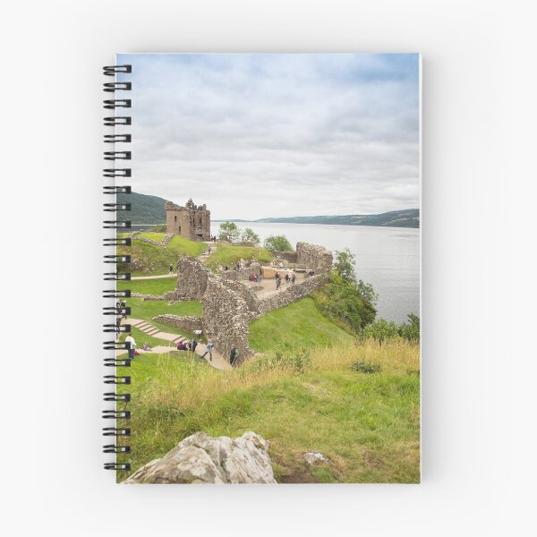 Artikelvorschau, Urquhart Castle, Loch Ness entworfen und verkauft von GingeSwagTia.