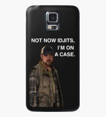 Supernatural - Bobby Singer - Nicht jetzt Idjits, ich bin auf einem Fall - Telefonkasten Hülle & Klebefolie für Samsung Galaxy