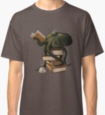 Well-Read Octopus Classic T-Shirt