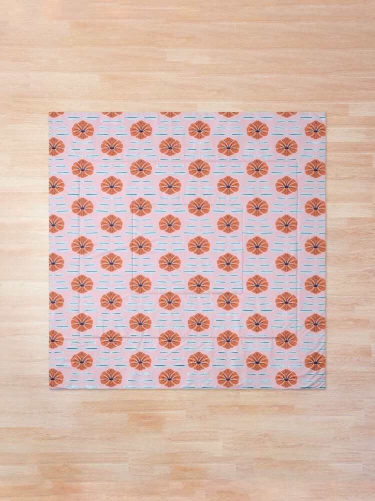 Alternate view of Pink poppies Comforter
