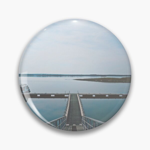 Artikelvorschau, Sommerblaue Wasserreflexionslandschaft entworfen und verkauft von Schuva.