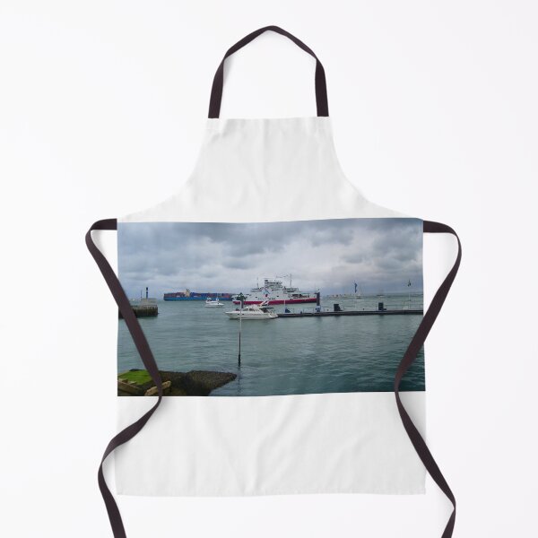 Aperçu de l'œuvre COWES . ISLE OF WIGHT.UK créée et vendue par ronsaunders47.