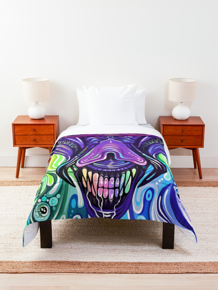 Alternate view of Alien Queen Comforter