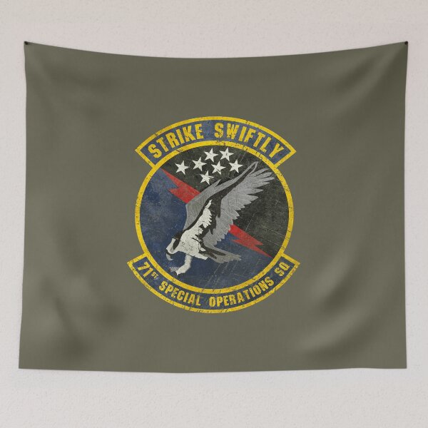 Artikelvorschau, 71. Special Operations Squadron Vintage Emblem entworfen und verkauft von Royal-Elite.