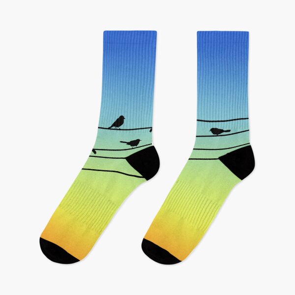 Artikelvorschau, Vögel auf Stromleitungen Blau Gelb Sonnenuntergang Gradient entworfen und verkauft von Julie Erin Designs.
