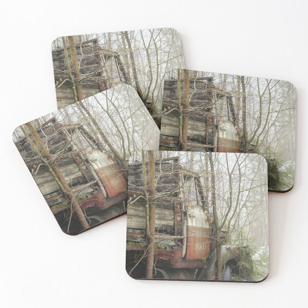 Item preview, 30.3.2021: Old Forgotten Truck designed and sold by Petri Volanen.