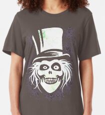 HATBOX GHOST WITH GRUNGY HAUNTED MANSION WALLPAPER Slim Fit T-Shirt