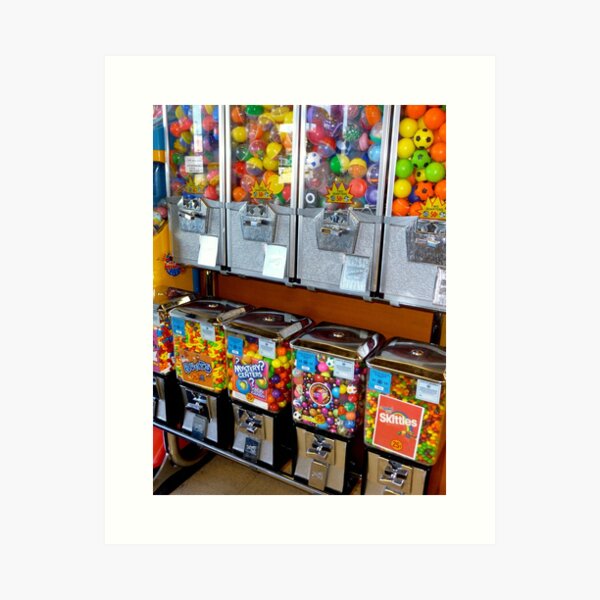 Vista previa del artículo con la obra «Gum Balls», diseñado y vendido por WildestArt.