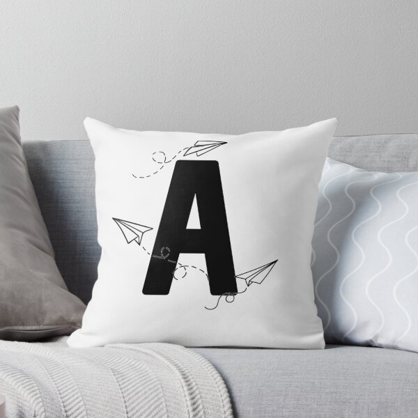 Artikelvorschau, Monogramm mit Papierflugzeugen Buchstabe A. entworfen und verkauft von JustSeasons.