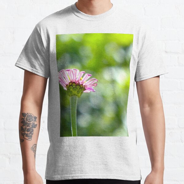 New Pink Zinnia Classic T-Shirt