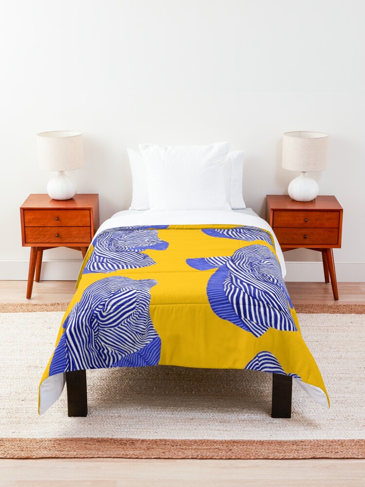 Alternate view of Sweet Old Sweater Comforter