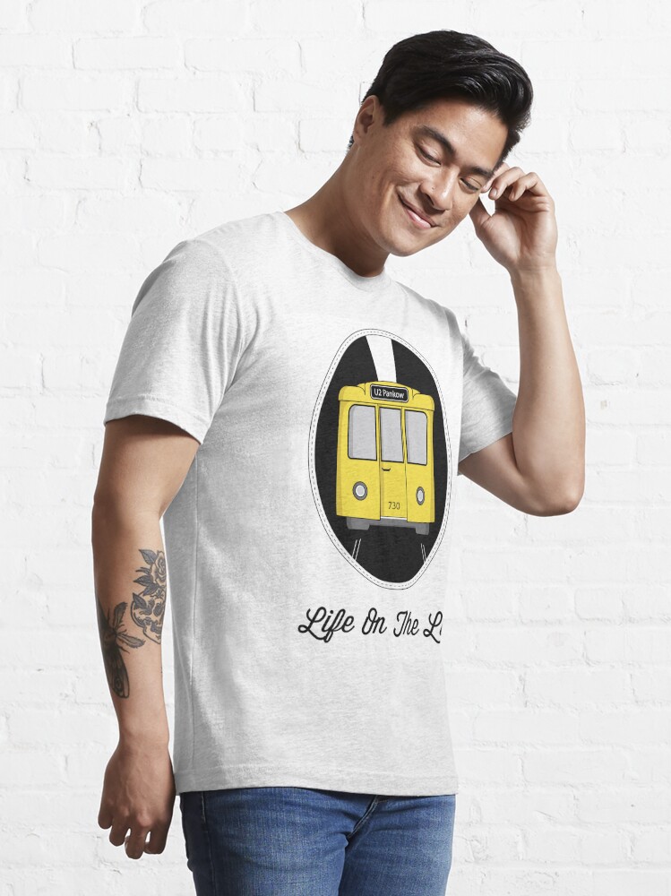 Smuk Beskatning Uventet Berlin U-Bahn Train - Life on the Line -" Essential T-Shirt for Sale by  Loveroflines | Redbubble