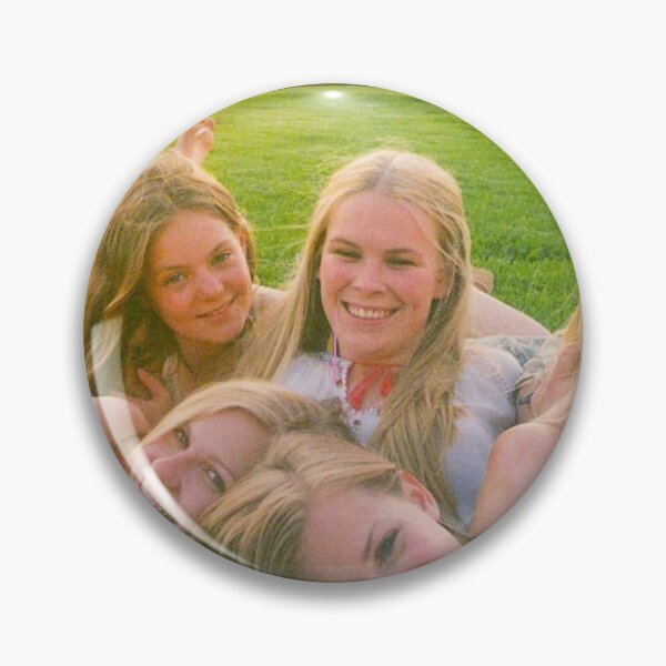 Artikelvorschau, Kirsten Dunst entworfen und verkauft von quinnhealy69.