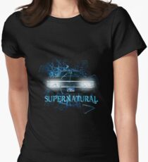 Übernatürliches Zersplittern Tailliertes T-Shirt für Frauen