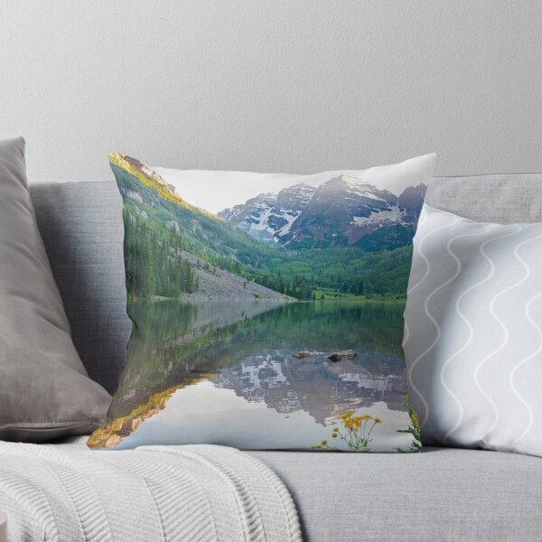 Item preview, El lago debajo de Maroon Bells designed and sold by Cathy Jones.