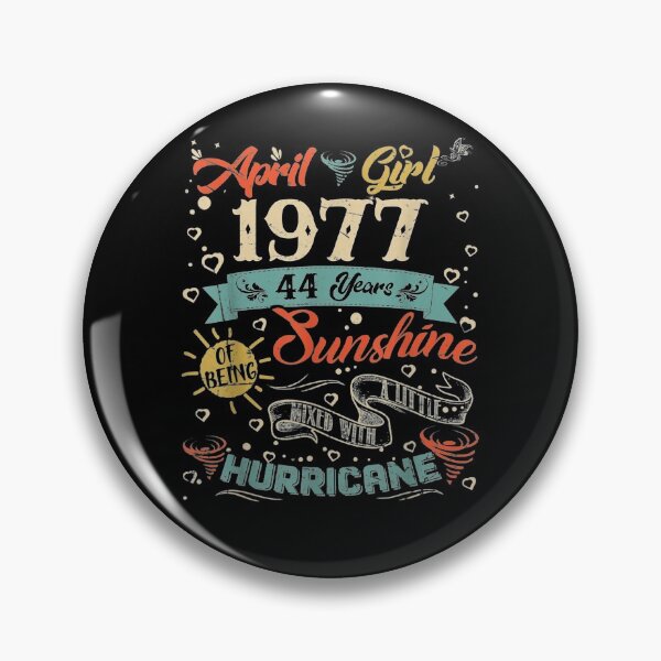 Aperçu de l'œuvre Cadeau d'anniversaire vintage pour fille d'avril 1977, 44 ans créée et vendue par lindafrances.