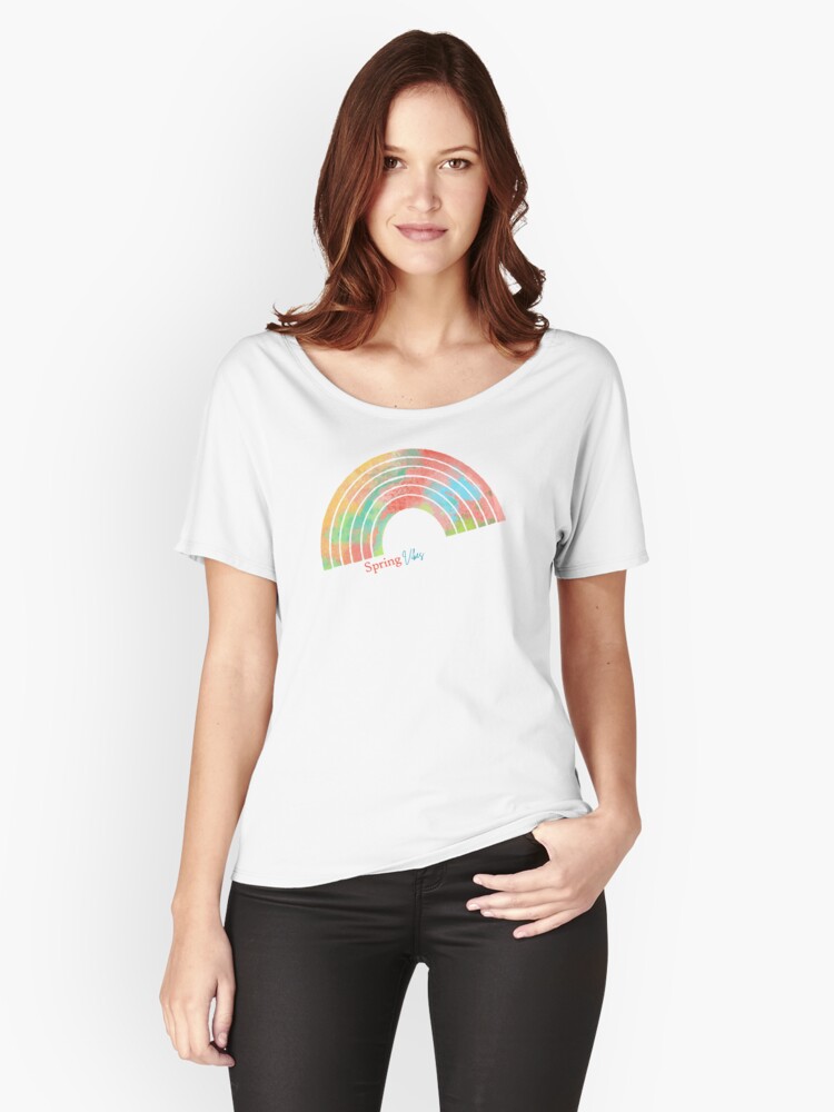 Aperçu 1 sur 3. T-shirt coupe relax avec l'œuvre Spring Vibes créée et vendue par 1mondeapart.