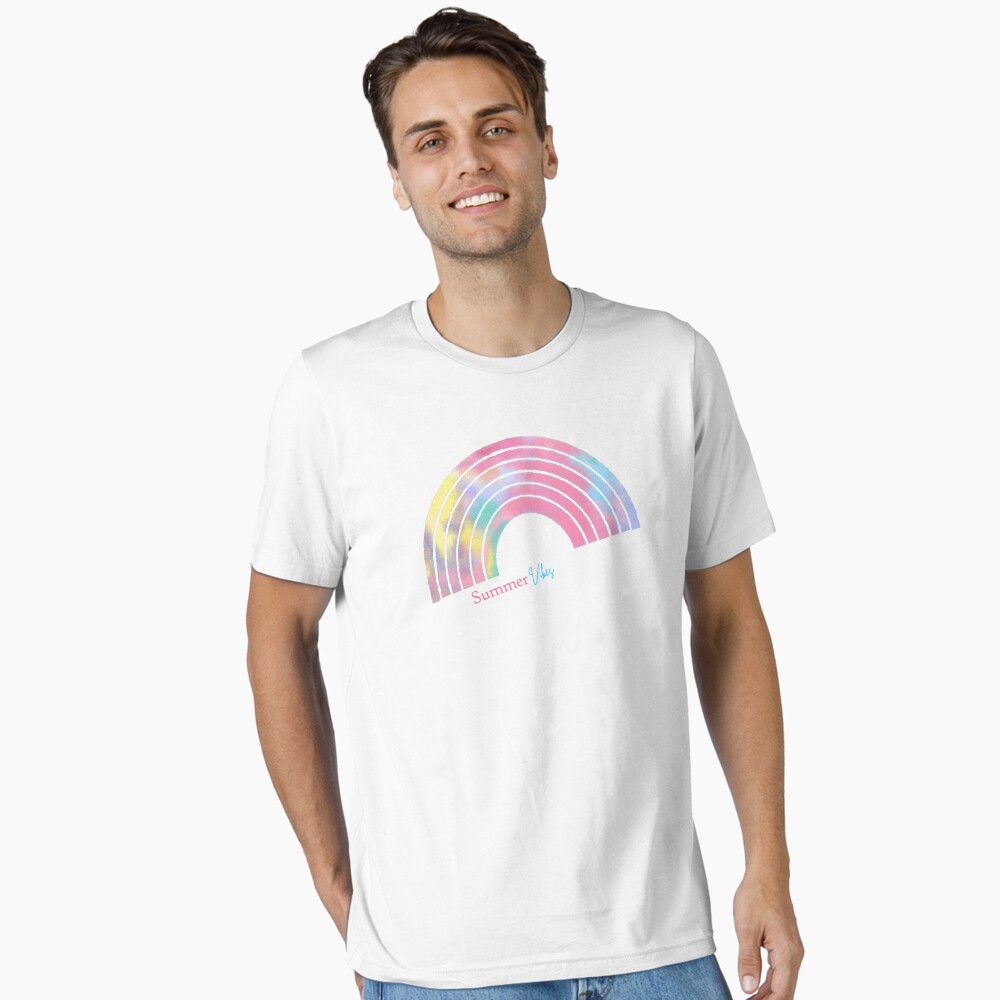Aperçu de l'œuvre T-shirt essentiel créée et vendue par 1mondeapart.