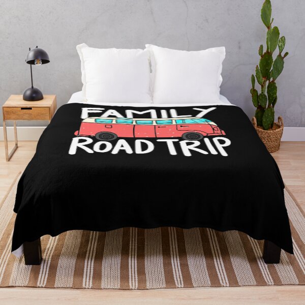 Artikelvorschau, Familien-Roadtrip 2021 Passende T-Shirts entworfen und verkauft von Músico Ilustre.