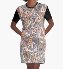 Winkel im Außenfeld T-Shirt Kleid