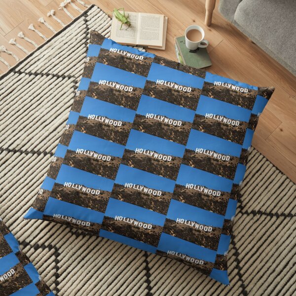 Roberto Sryling Floor Pillow
