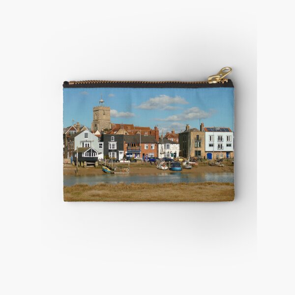 Aperçu de l'œuvre Wivenhoe, Essex créée et vendue par Chris Petty.