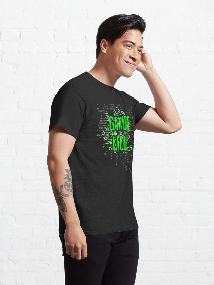Alternate view of GAMER MOM Digital Green circuit Classic T-Shirt