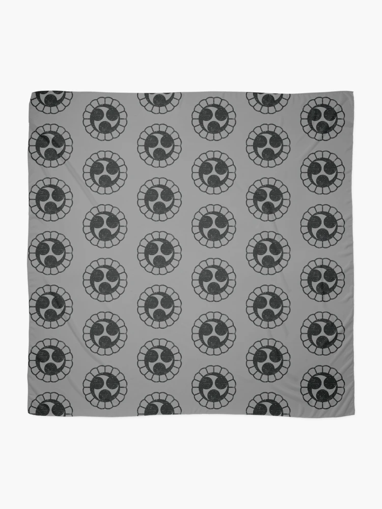 Aperçu 2 sur 3. Foulard avec l'œuvre Installation d'essais [Roufxis-Rb] créée et vendue par RoufXis.