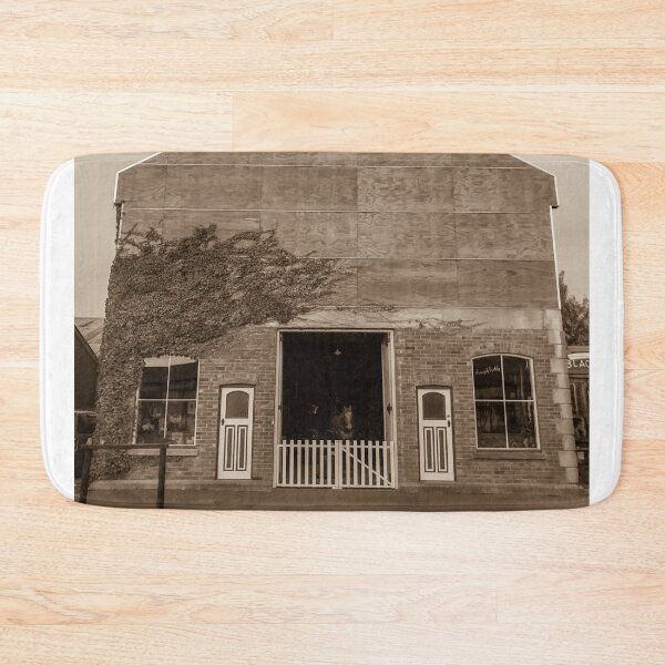 Item preview, Stable designed and sold by Ruth Goldsack.
