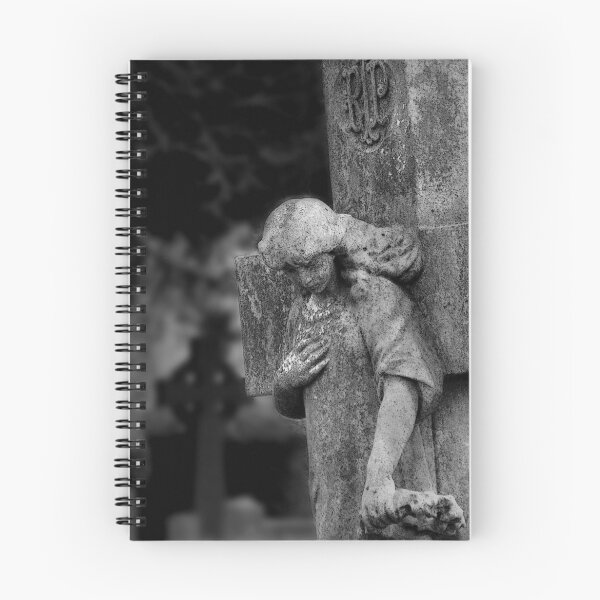 Item preview, En el cementerio de un condado designed and sold by BrainwaveArt.