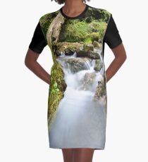 Stromaufwärts T-Shirt Kleid