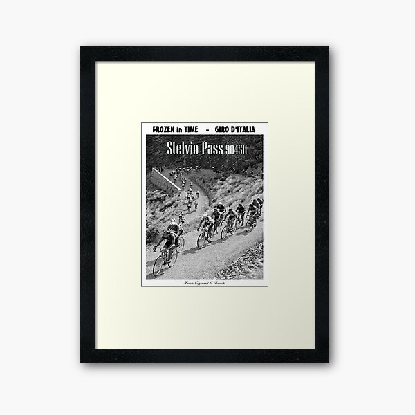 Aperçu de l'œuvre  GIRO D ITALIA: Vintage Stelvio Pass Bicycle Racing Publicité Imprimer créée et vendue par posterbobs.