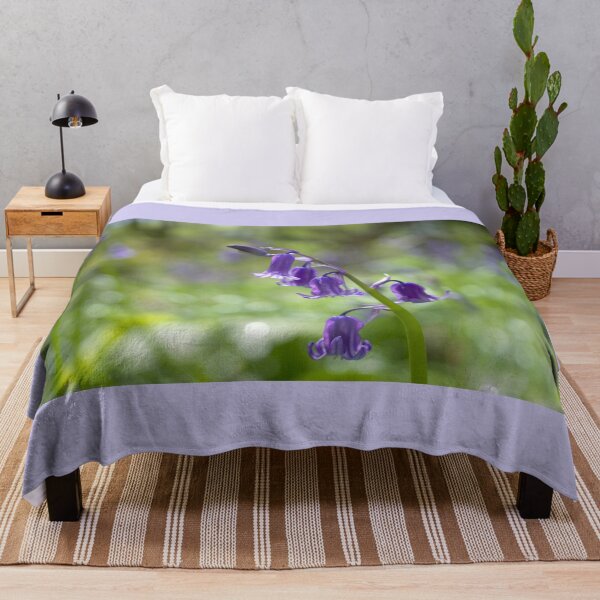 Artikelvorschau, Ein Stiel von Bluebell Flowers entworfen und verkauft von Alisonchambers2.