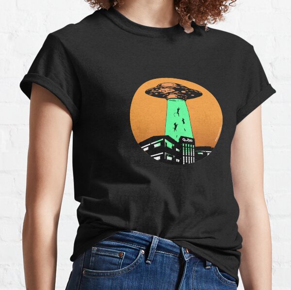 Aliens to the rescue - mission: Animal Testing Classic T-Shirt