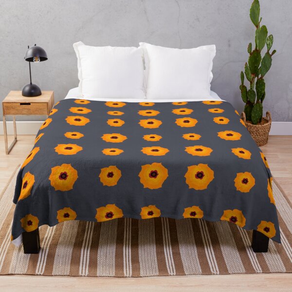 Artikelvorschau, Orange Blüten auf inkwell grau entworfen und verkauft von A-using-colors.