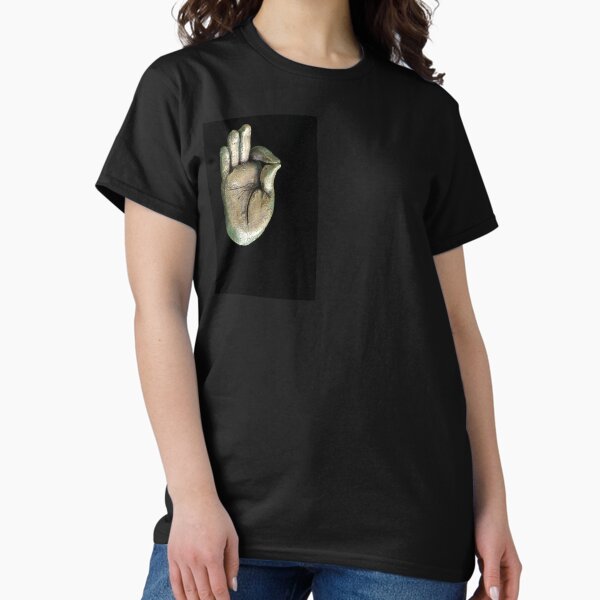 gesturing fearlessness & understanding Classic T-Shirt