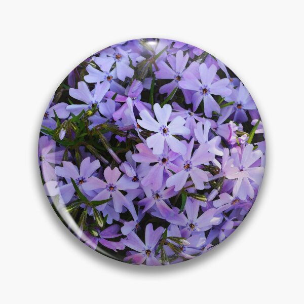 Artikel-Vorschau von Kleine lila Blüten, designt und verkauft von MWalker48.