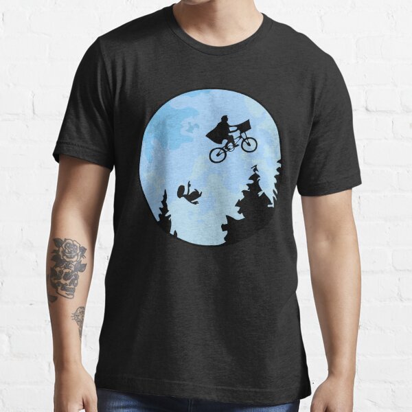 E.T. The Extraterrestrial Falling Essential T-Shirt